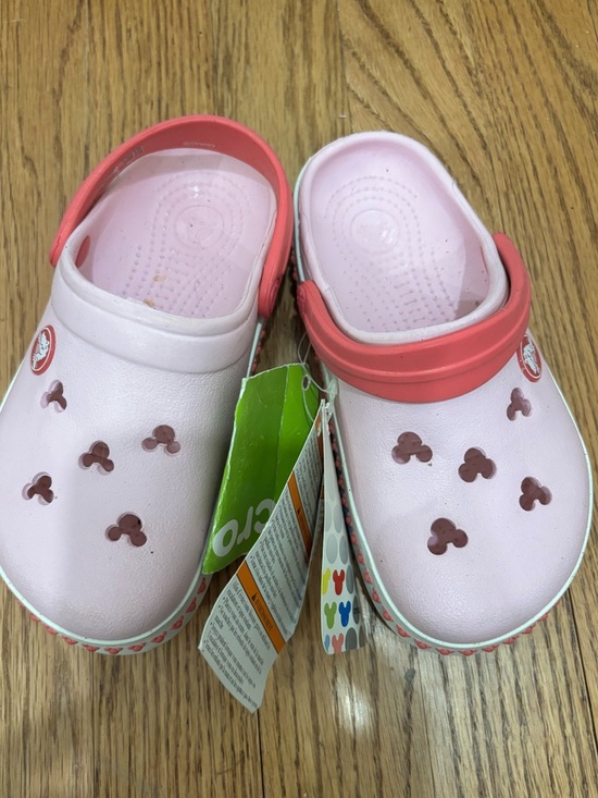 CROCS Other - NWT Crocs Kids Pink Slip-On Sandals